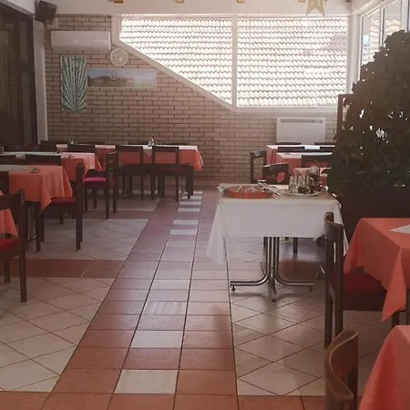 Guest house Gostisce Tenis Pohle Brestanica